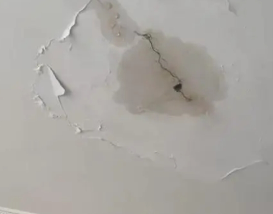 茂南阳台漏水维修公司分享下屋面防水工程质量问题原因分析